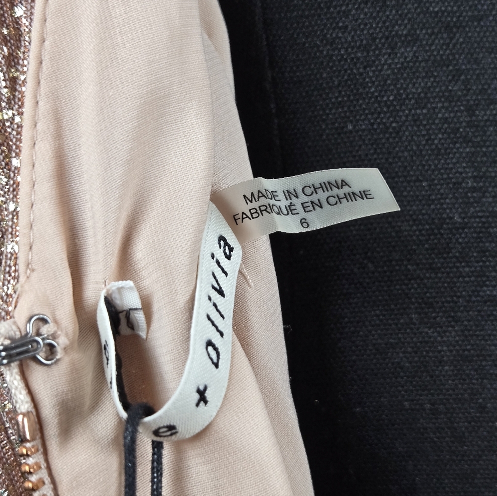 NWT $405 Alice + Olivia Darva Faux Wrap Midi Dress 6 | Rose Gold Lamé Metallic - Picture 16 of 16